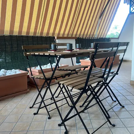 Civico 44 Apartman *